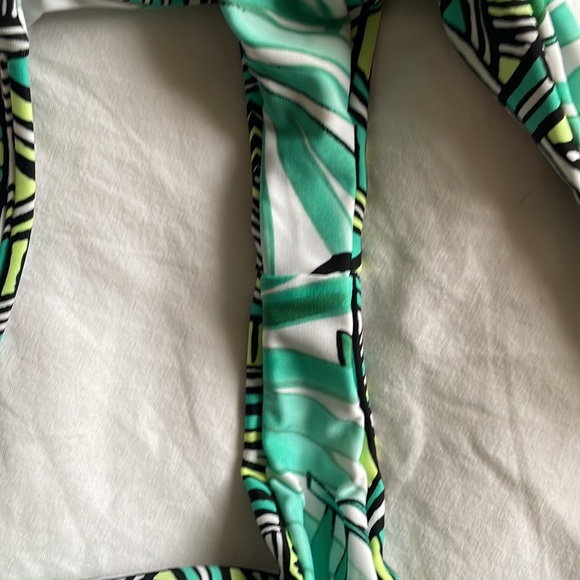 Rip Curl Reversable Skimpy Brazillian Bikini Bottoms - Picture 5 of 6